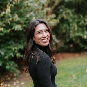 Meet your Posher, Julia